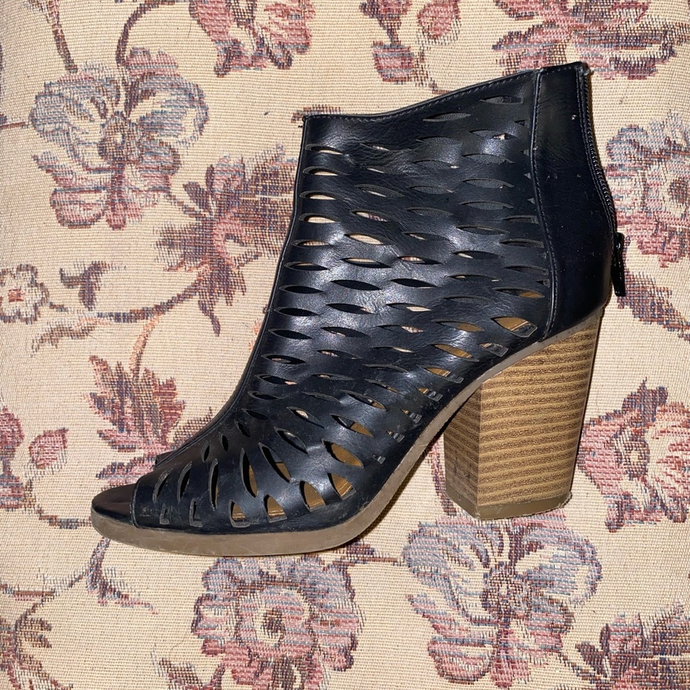 Black open heel